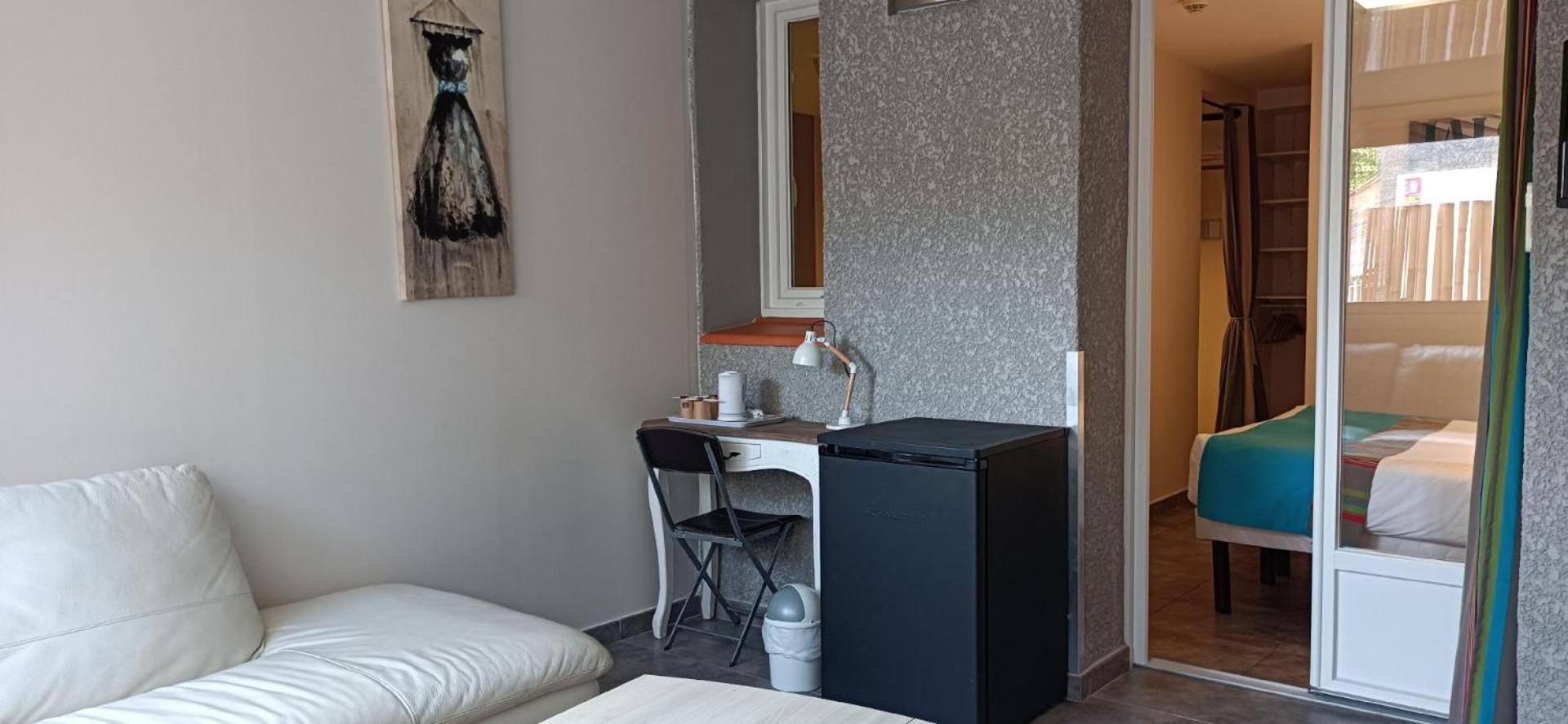 Hotel Le Majestic Canet Plage מראה חיצוני תמונה